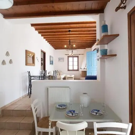 Mykonos Elegance 2-bedroom Escape In Psarou Daire