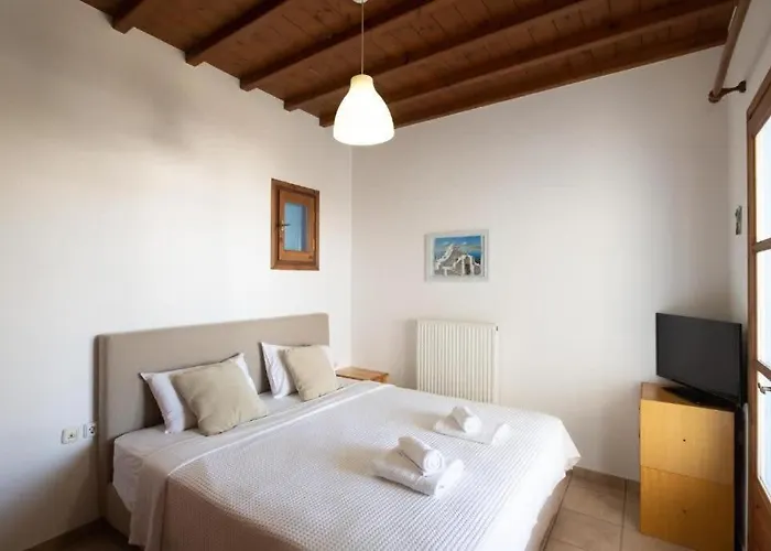 Mykonos Elegance 2-bedroom Escape In Psarou